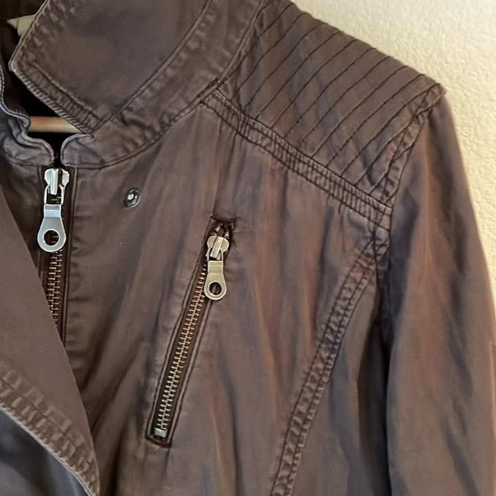Athleta Cutie Crop Vintage Moto Jacket, Zip up with Snaps, Faded Black, Size M - Picture 5 of 9